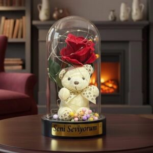 Fanusta “Seni Seviyorum” Ayıcıklı Gül Tasarımı